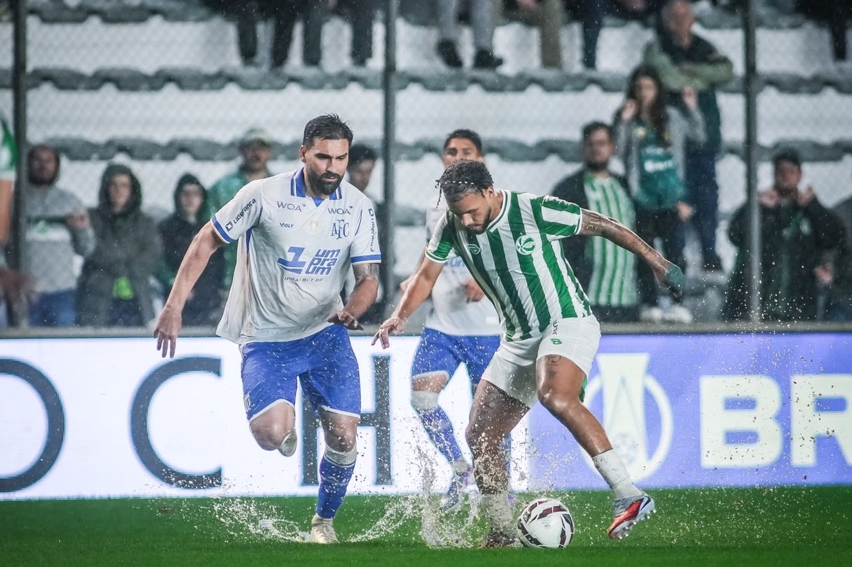 Juventude supera o Avaí com gol de Lucas Alves em duelo decisivo