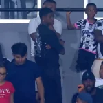 Kadir, atacante do Botafogo, prestigia futebol panamenho em período de folga