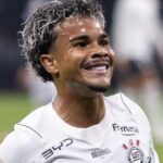 Kaio César ganha destaque no Corinthians e se firma como alternativa ofensiva