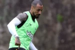 Lucas Monzón celebra chegada ao Botafogo e projeta conquistas na temporada
