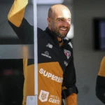 Lucas Moura detalha recuperação de cirurgia e projeta retorno aos gramados pelo São Paulo
