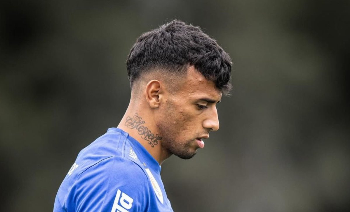 Luciano Rodríguez entra na mira do futebol turco e afasta interesse do Vasco