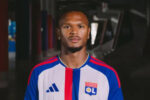 Lyon oficializa empréstimo de Lois Openda da Juventus para reforçar ataque