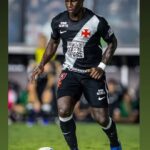 Marino Hinestroza gera expectativa sobre escalação titular no Vasco