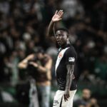 Marino Hinestroza manifesta desejo de seguir no Vasco da Gama