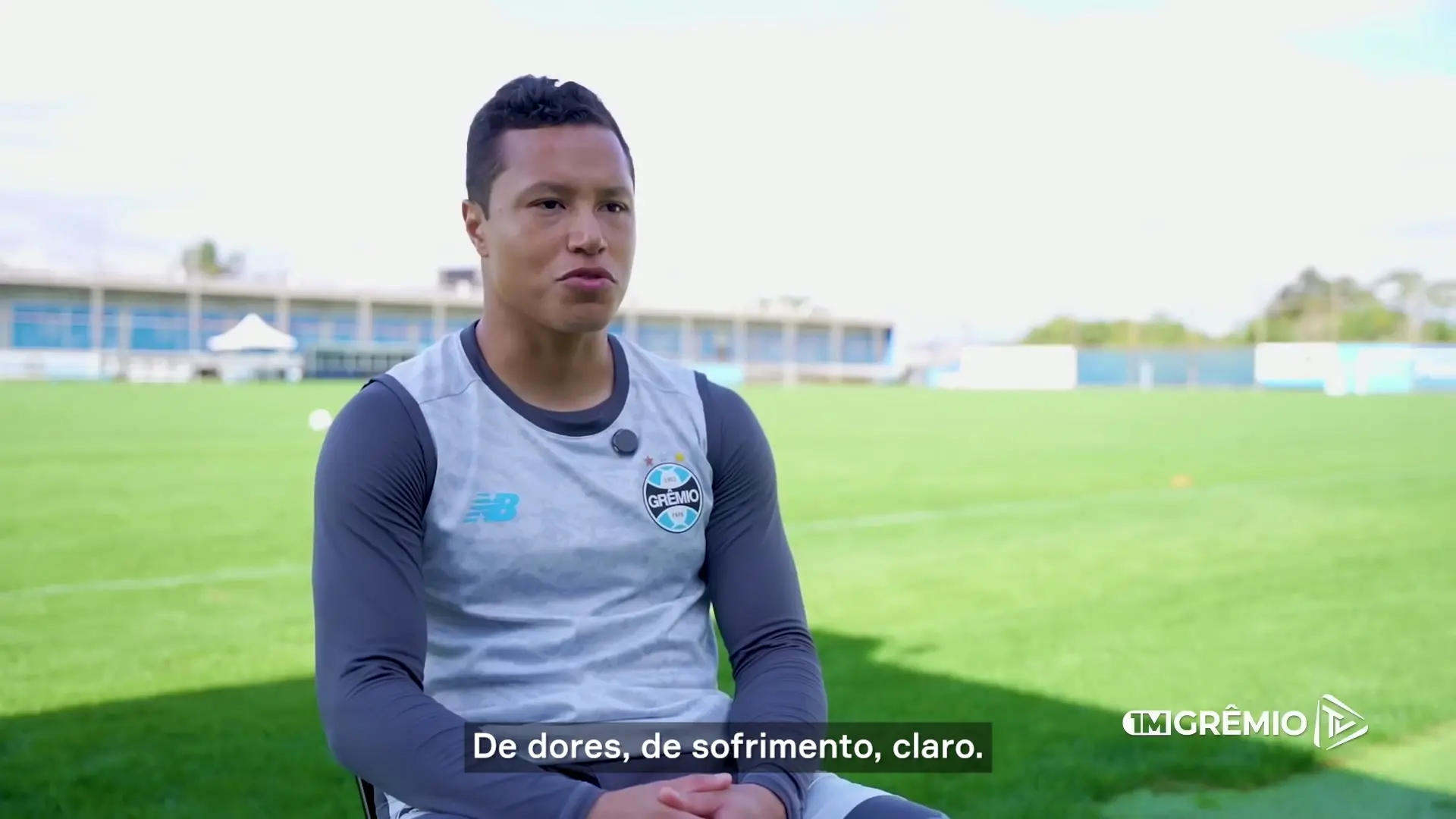 Marlon celebra superação e retorno ao Grêmio após longo período de inatividade