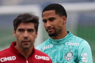 Murilo analisa esquema com três zagueiros e projeta retorno do Palmeiras ao seu estádio
