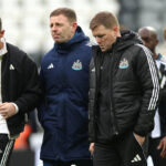 Newcastle enfrenta incertezas após mudanças estruturais e saídas no elenco
