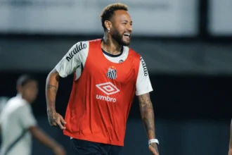 Neymar é confirmado no Santos para o duelo decisivo pela Copa Sul-americana