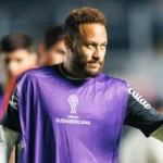 Neymar esclarece atrito no Santos e sinaliza despedida da seleção brasileira