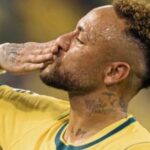 Neymar indica fim de sua trajetória na seleção brasileira após vitória do Santos