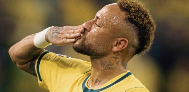 Neymar indica fim de sua trajetória na seleção brasileira após vitória do Santos
