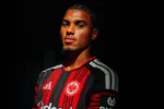 Otávio é o novo reforço do Eintracht Frankfurt em transação milionária