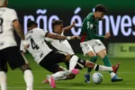 Palmeiras domina, mas falhas e ineficiência custam derrota para o Atlético-mg