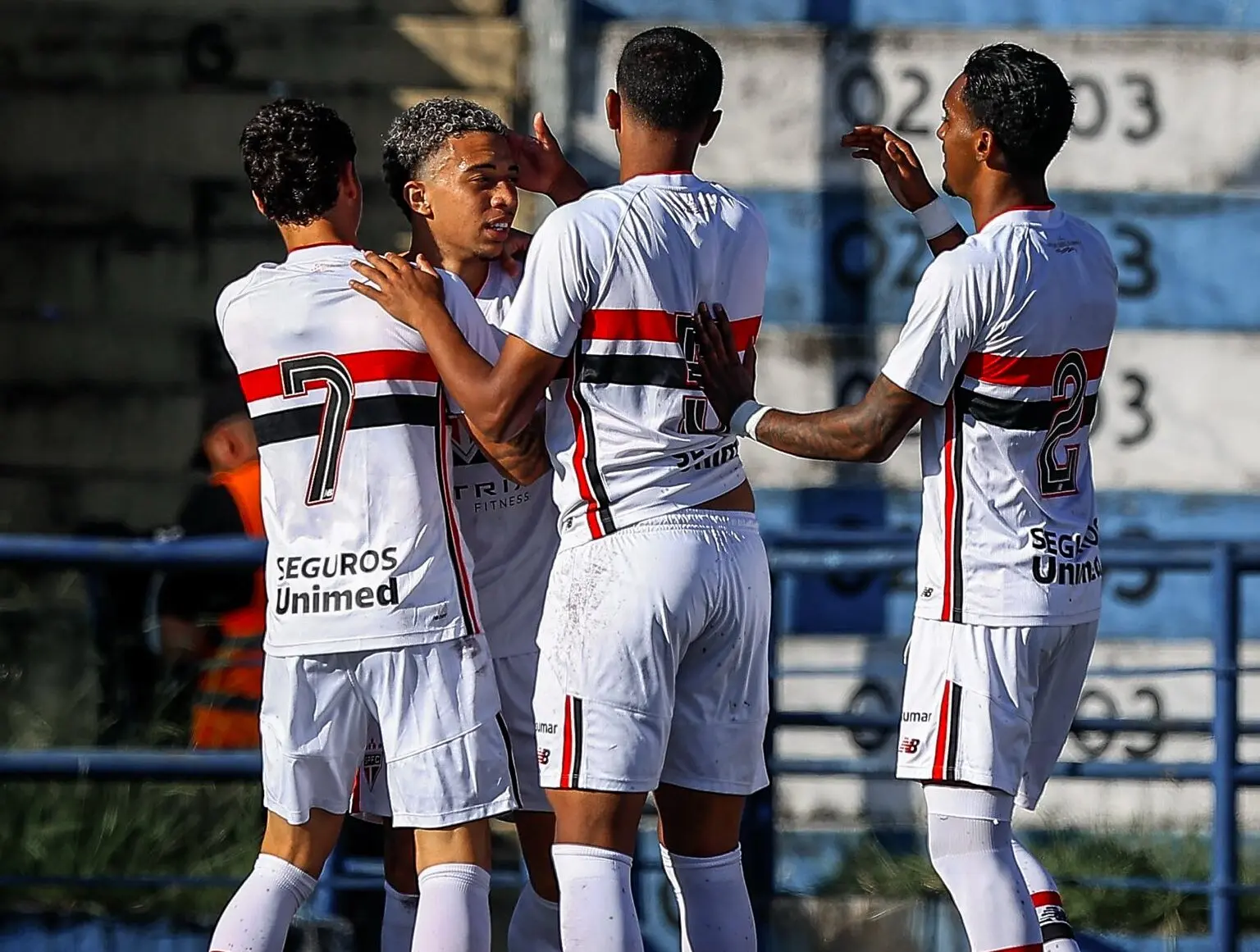 Paulistão Sub-20 tem tropeços de gigantes e liderança do Bragantino