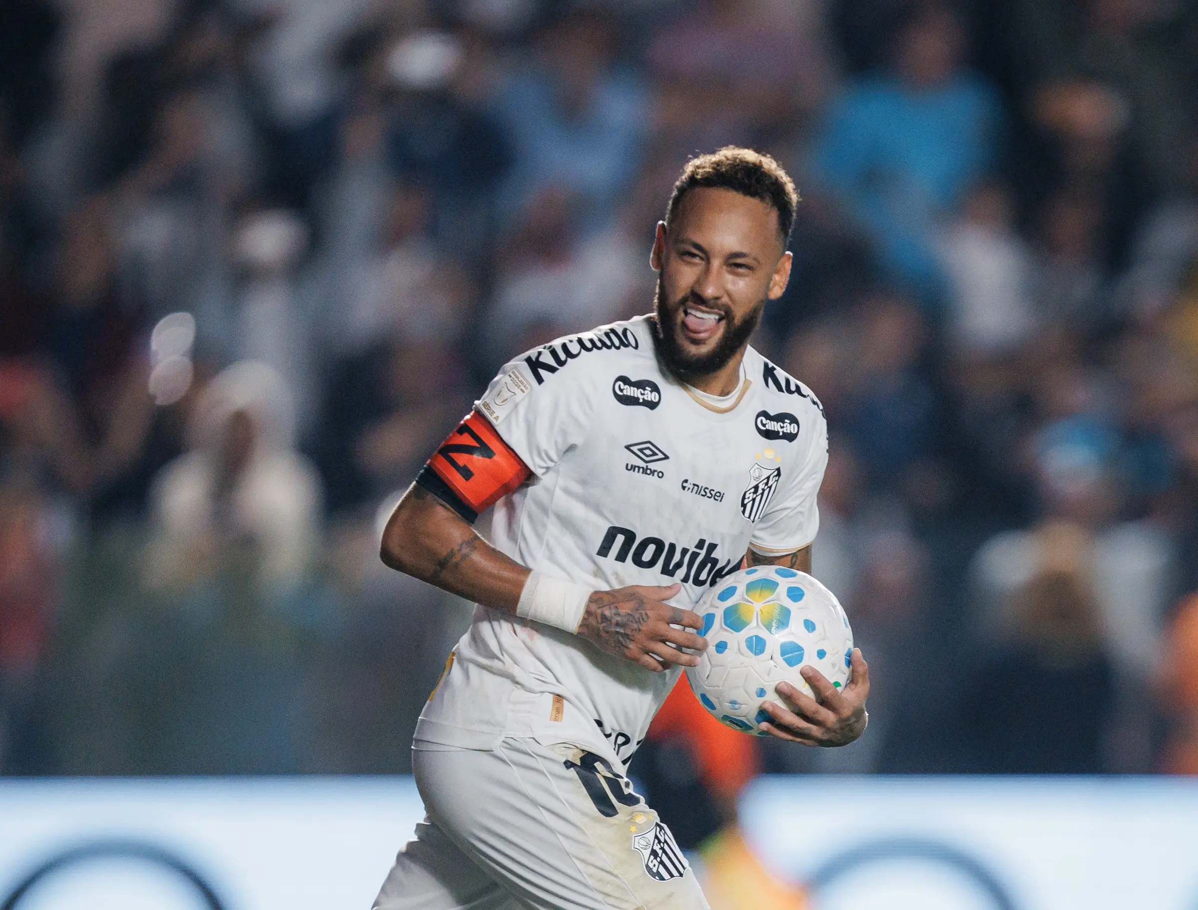 Paulo Turra aponta falhas de gestão no Santos e defende Neymar de críticas