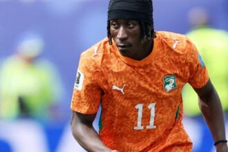 Real Madrid desafia PSG e entra na disputa pela contratação de Yan Diomande