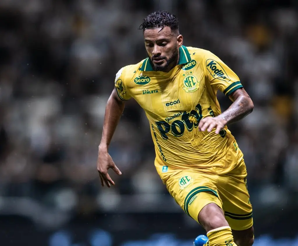 Reinaldo lidera Mirassol em duelo decisivo contra o Grêmio na Copa do Brasil