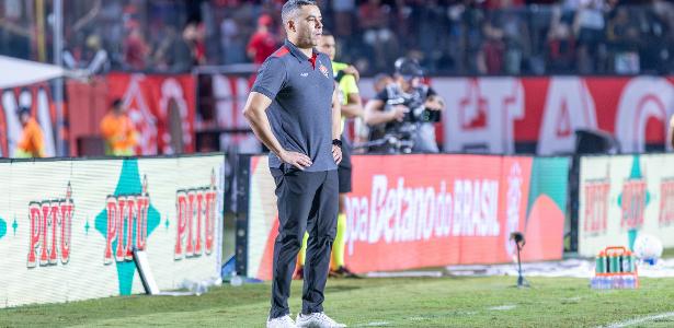 Remo e Vitória medem forças no Mangueirão pela vigésima rodada do Brasileirão