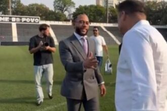 Renovação de Memphis Depay no Corinthians: alívio financeiro ou risco de endividamento