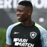 Retorno de Luiz Henrique ao Botafogo enfrenta obstáculos financeiros e jurídicos