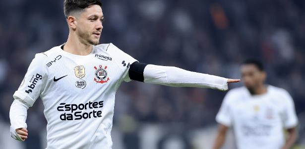 Revolta de Garro com gramado da Neo Química Arena esquenta o clima no Corinthians