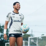 Rony vive momento de confiança no Santos antes de duelo decisivo contra o Remo