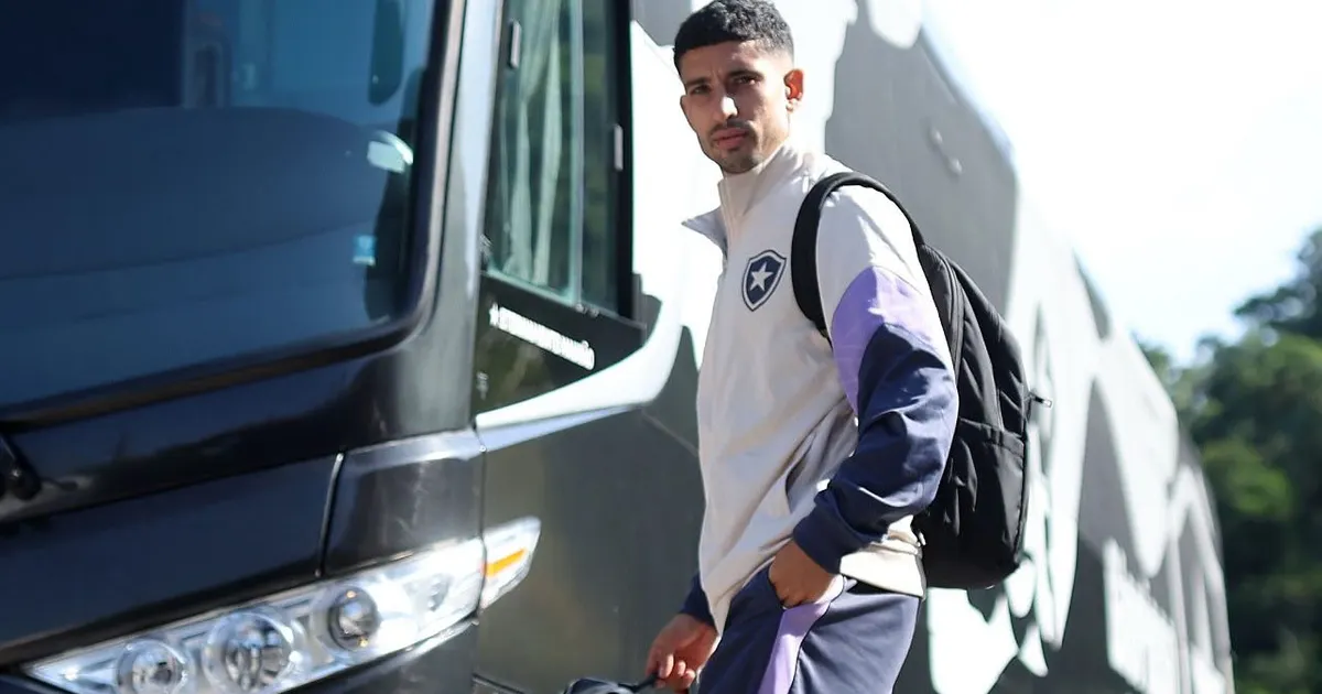 Santi Rodríguez atrai interesse de gigantes enquanto Botafogo define futuro do meia