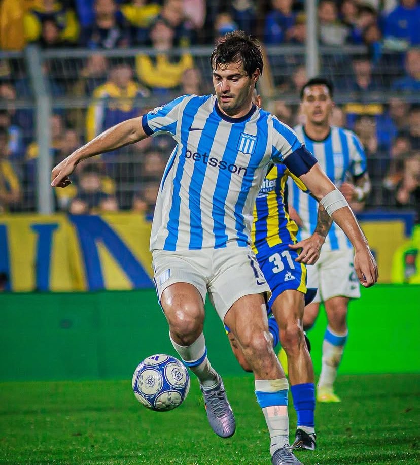 Santiago Sosa manifesta interesse em transferência para o Vasco