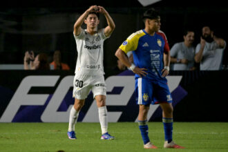 Santos e Universidad César Vallejo protagonizam duelo decisivo na Copa Sul-americana