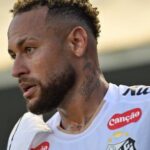 Santos recebe Chapecoense na Vila Belmiro em busca de recuperação no Brasileirão