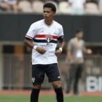 São Paulo define empréstimo de atacante Paulinho ao Botafogo-sp