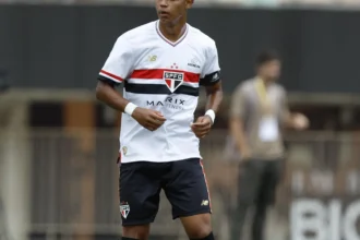 São Paulo define empréstimo de atacante Paulinho ao Botafogo-sp
