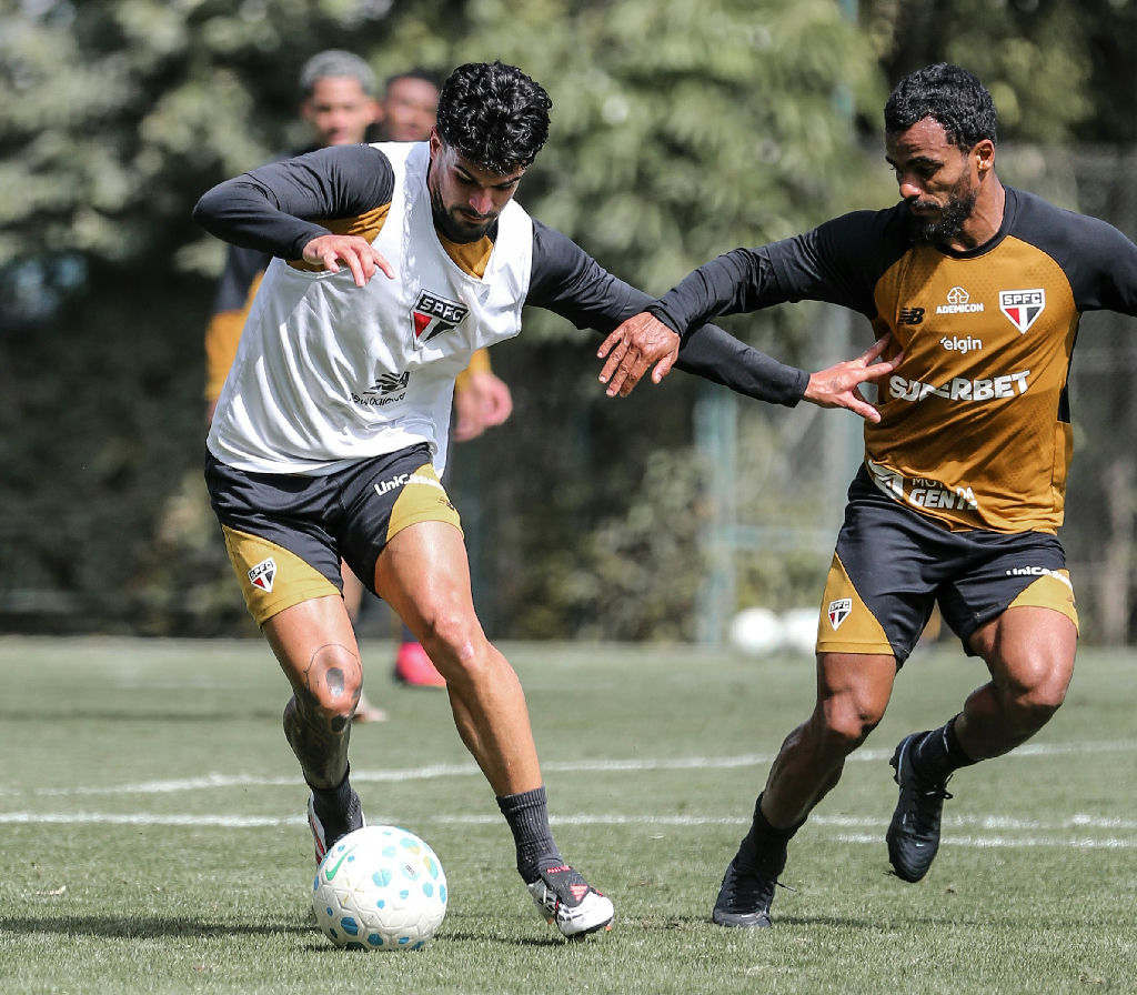 São Paulo intensifica preparação em rotina de treinamento
