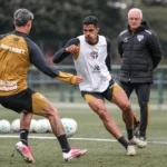 São Paulo treino: Dorival Júnior intensifica preparação física e tática em período crucial
