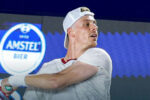 Shapovalov inicia defesa do título em Los Cabos com virada dramática