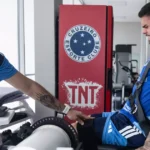 Suspensão de zagueiro do Internacional pode durar seis meses após lesão de Gabriel Pec