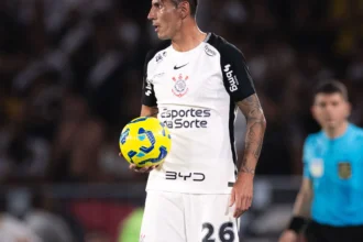 Suspenso, Angileri desfalca o Corinthians no confronto contra o Athletico-pr