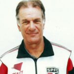 Telê Santana: o legado eterno do mestre que moldou o futebol brasileiro