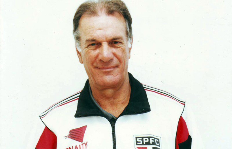 Telê Santana: o legado eterno do mestre que moldou o futebol brasileiro