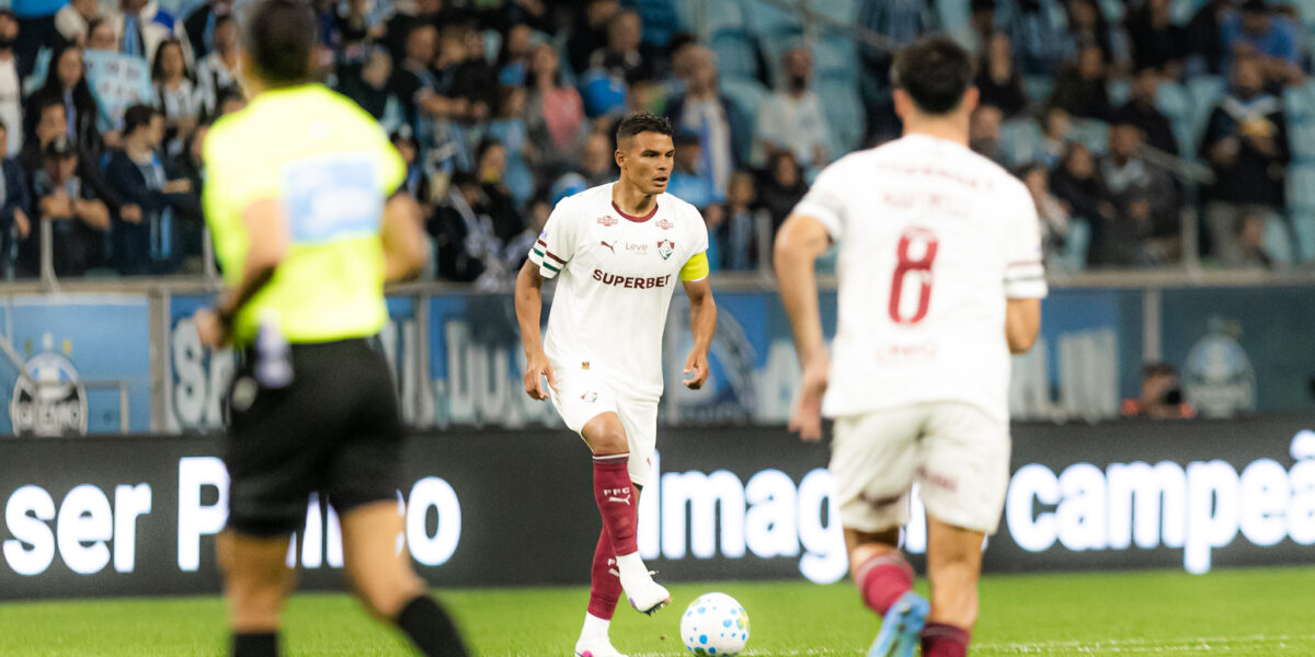 Thiago Silva aponta falhas coletivas após empate do Fluminense contra o Grêmio