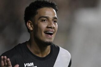 Vasco e Mirassol se enfrentam em São Januário pelo Brasileirão