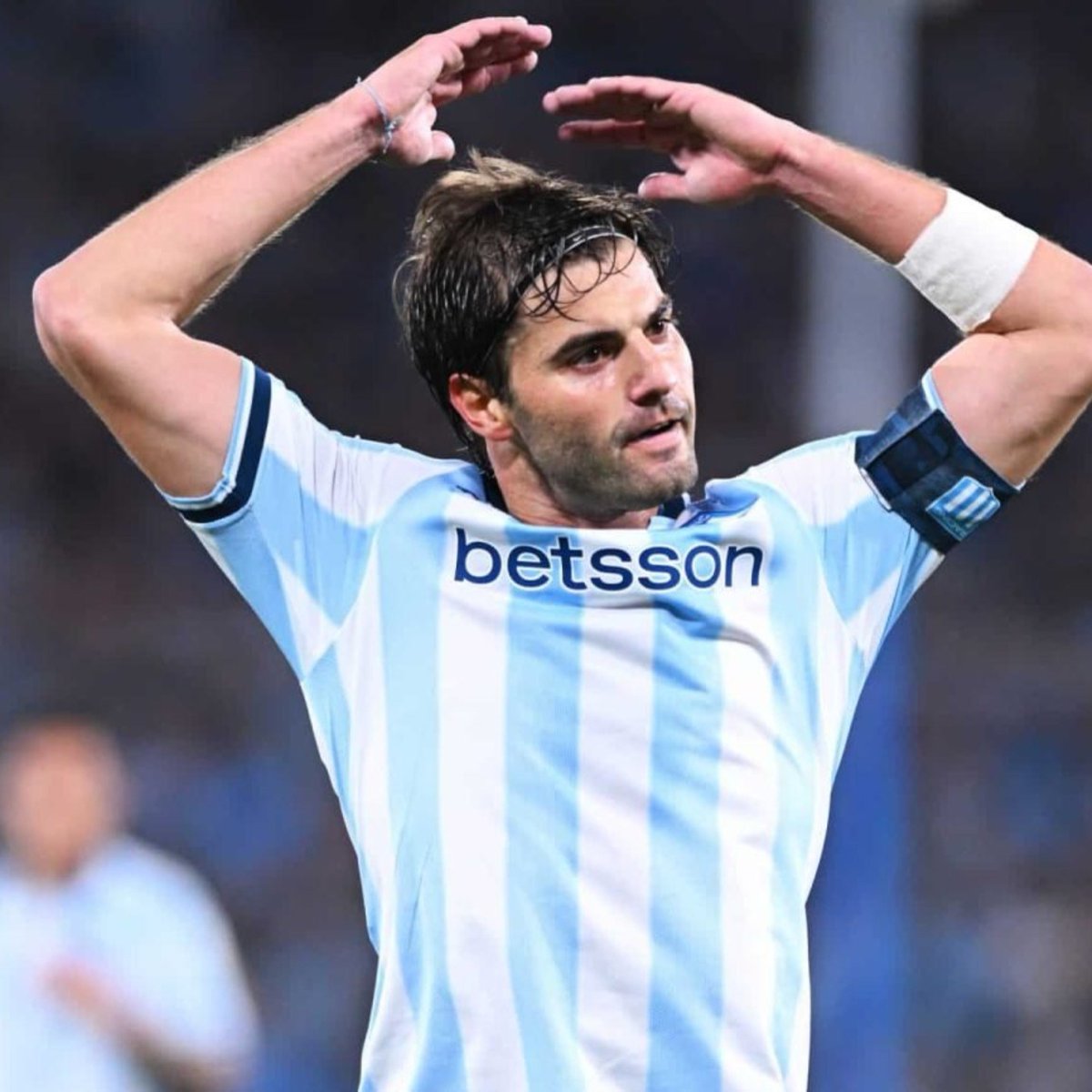 Vasco e Racing travam negociação por Santiago Sosa
