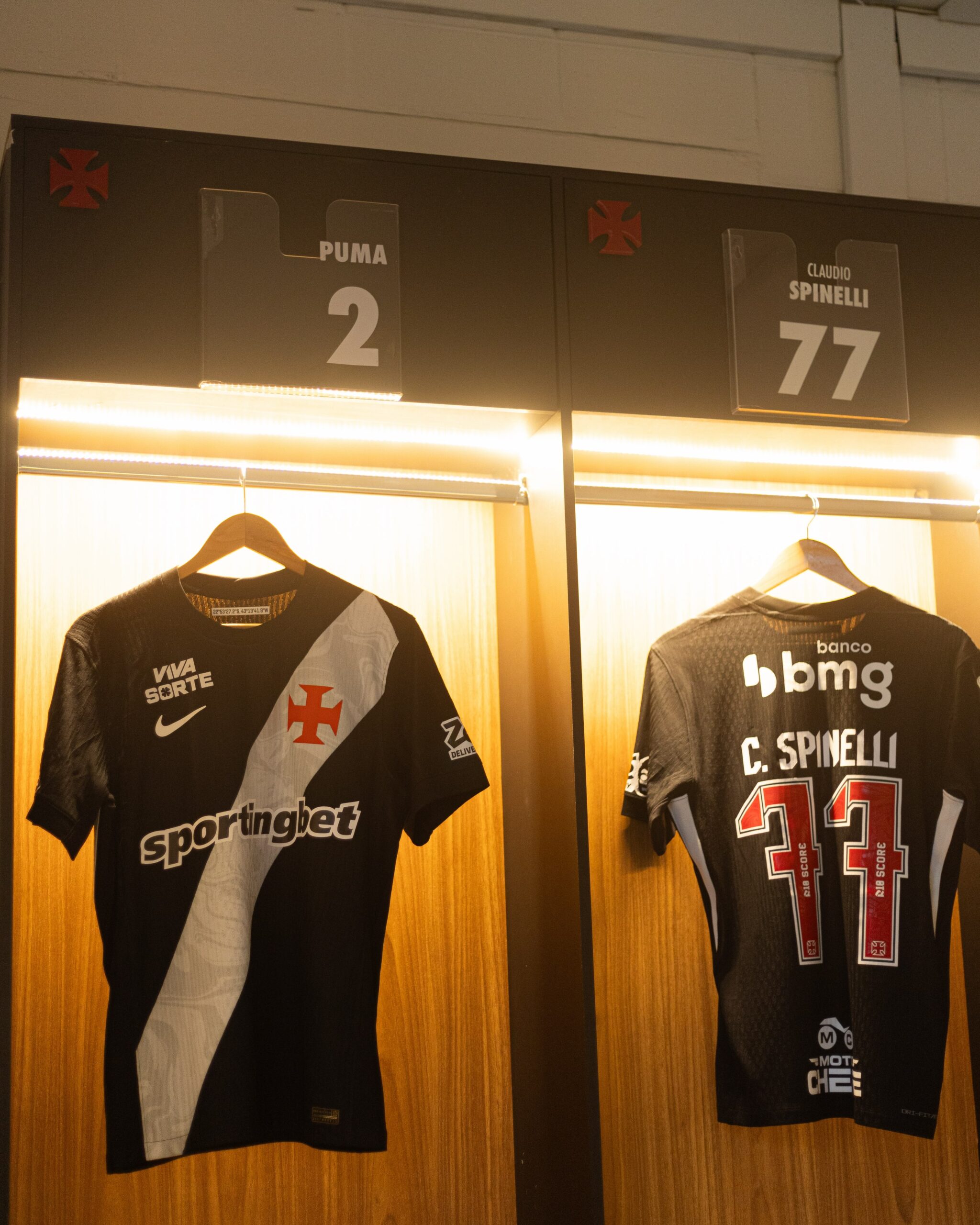 Vestiário do Vasco é preparado para o confronto contra o Mirassol