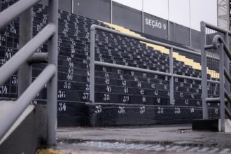 Vila Belmiro tem restrição de acesso em setor para duelo do Santos