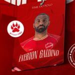 Vila Nova oficializa o retorno do atacante Everton Galdino após nove anos