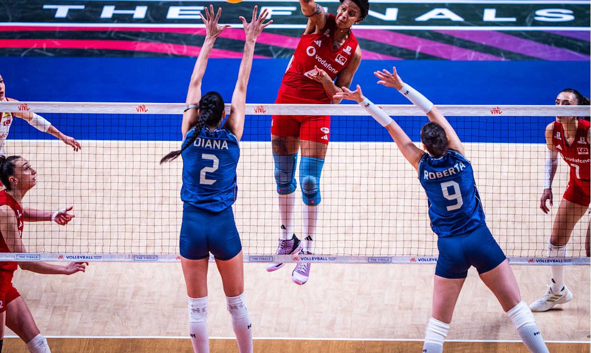 Vôlei feminino: Brasil perde para Turquia e fica com a prata na Liga das Nações