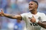 Warleson e Justino representam o Botafogo na seleção da 20ª rodada do Bola de Prata
