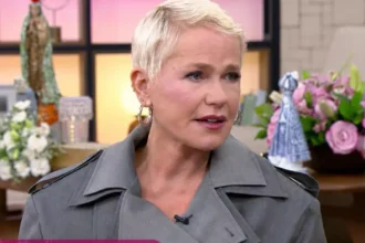 Xuxa rebate críticas sobre figurinos de turnê em entrevista ao Mais Você