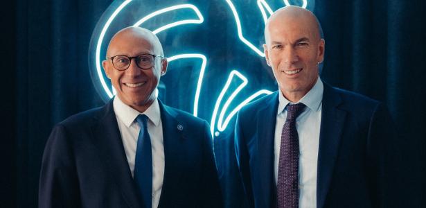 Zinédine Zidane é o novo técnico da França após anos de espera por 'cargo dos sonhos'